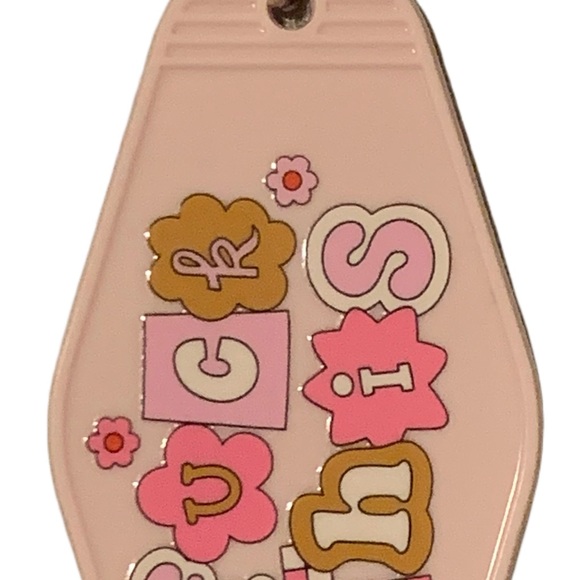 Motel Keychains - Picture 15 of 16